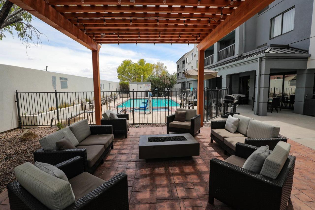 Courtyard El Paso Airport Hotell Eksteriør bilde