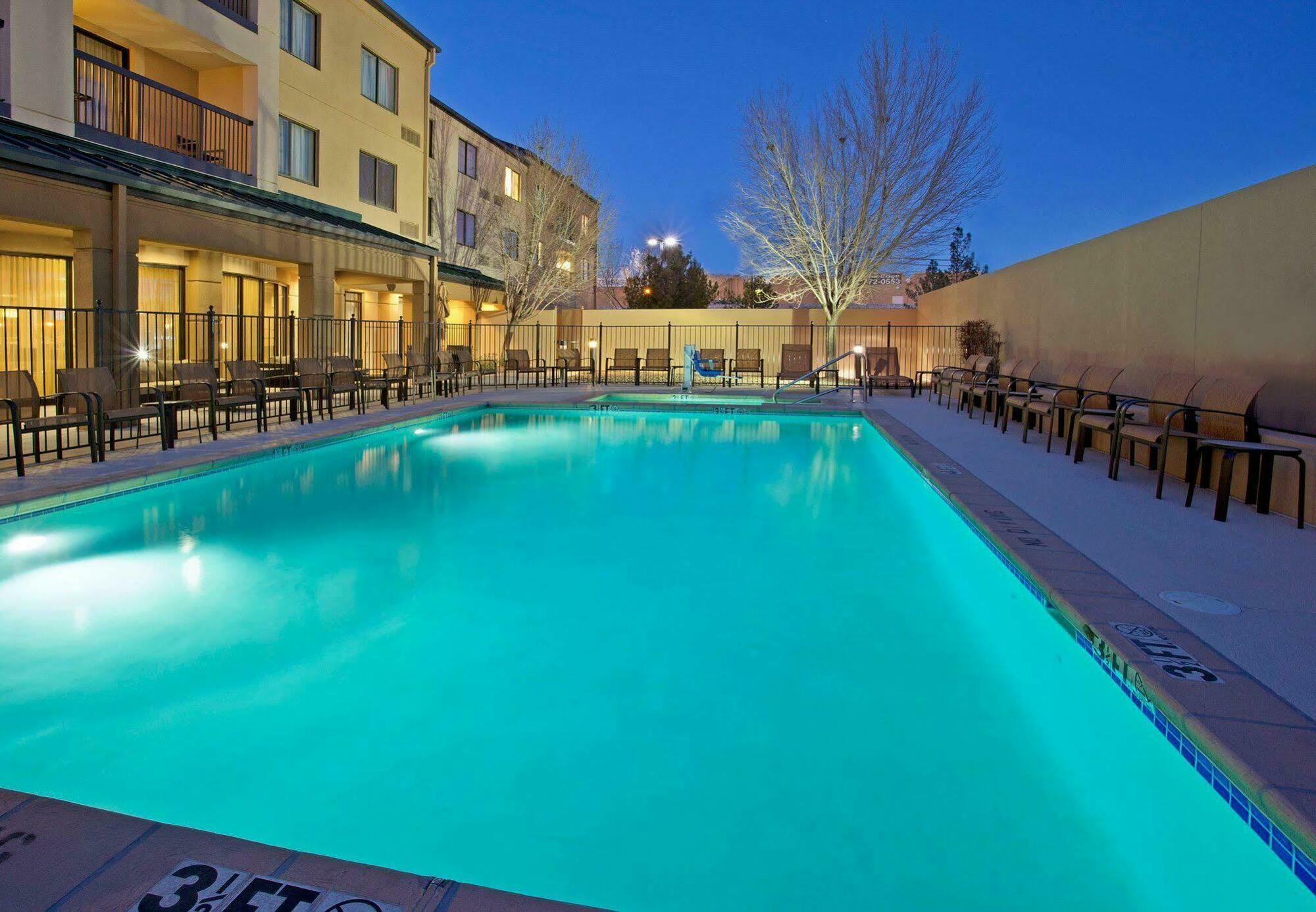 Courtyard El Paso Airport Hotell Eksteriør bilde